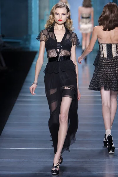 Look 33